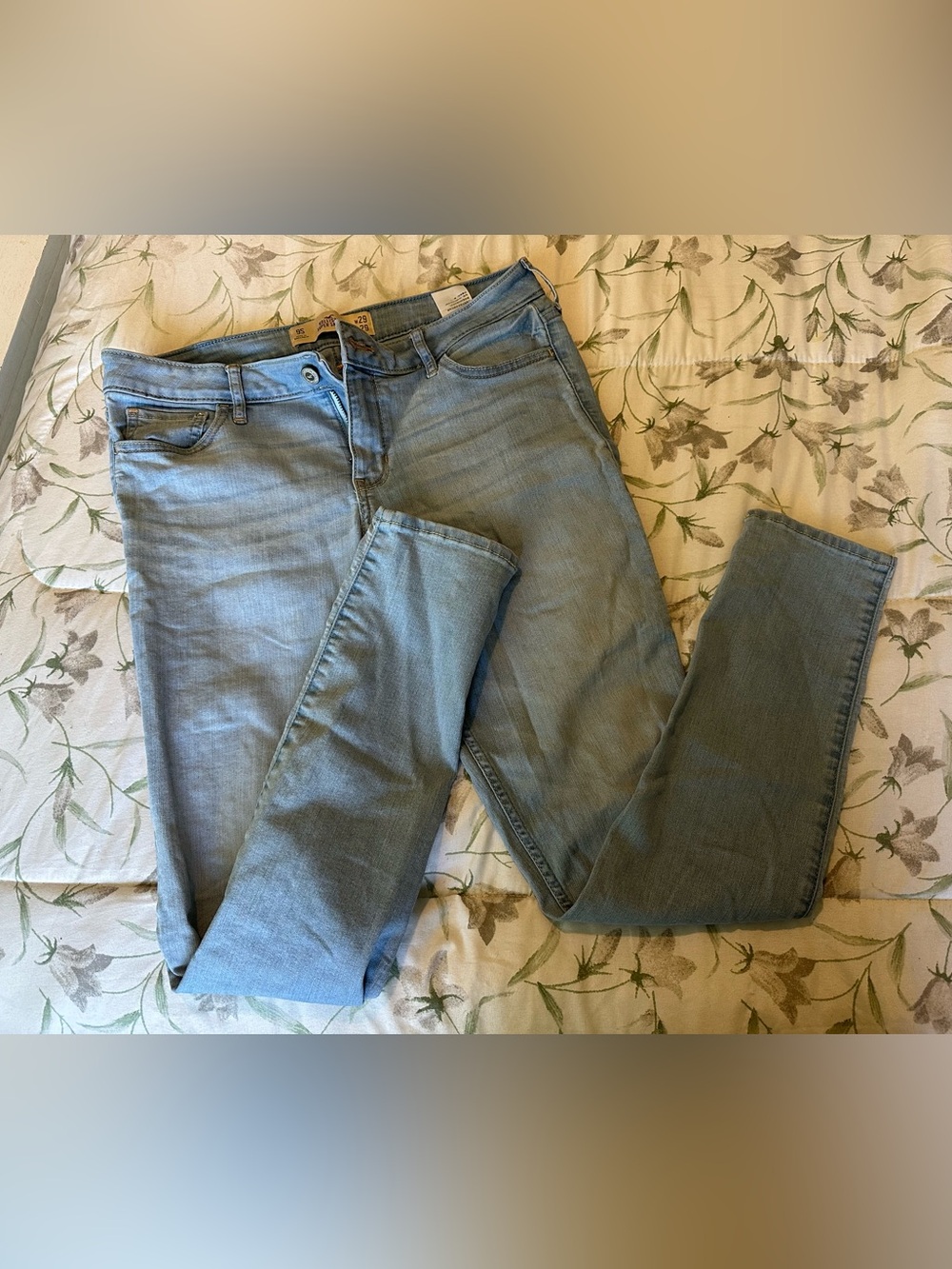 Hollister Women's Light Blue Skinny Jeans